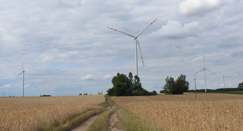 Farma wiatrowa Korytnica otwarta w 2015 r. 