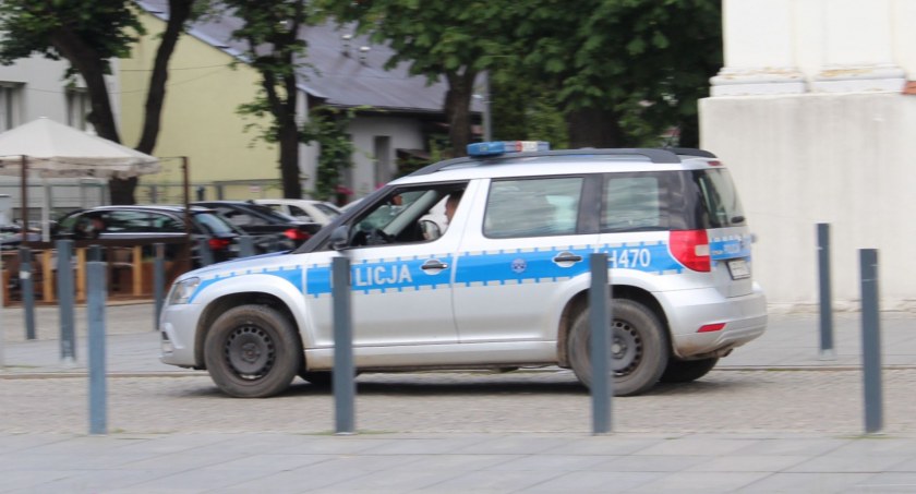 Policjanci szybko namierzyli mężczyznę.