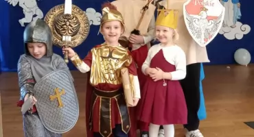 Wszyscy Święci bawili się w węgrowskim Klasztorze
